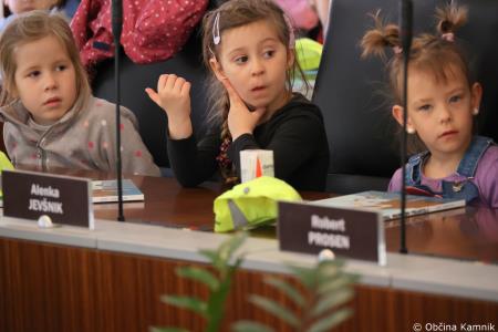 Župana obiskali otroci Vrtca Antona Medveda Kamnik (16)